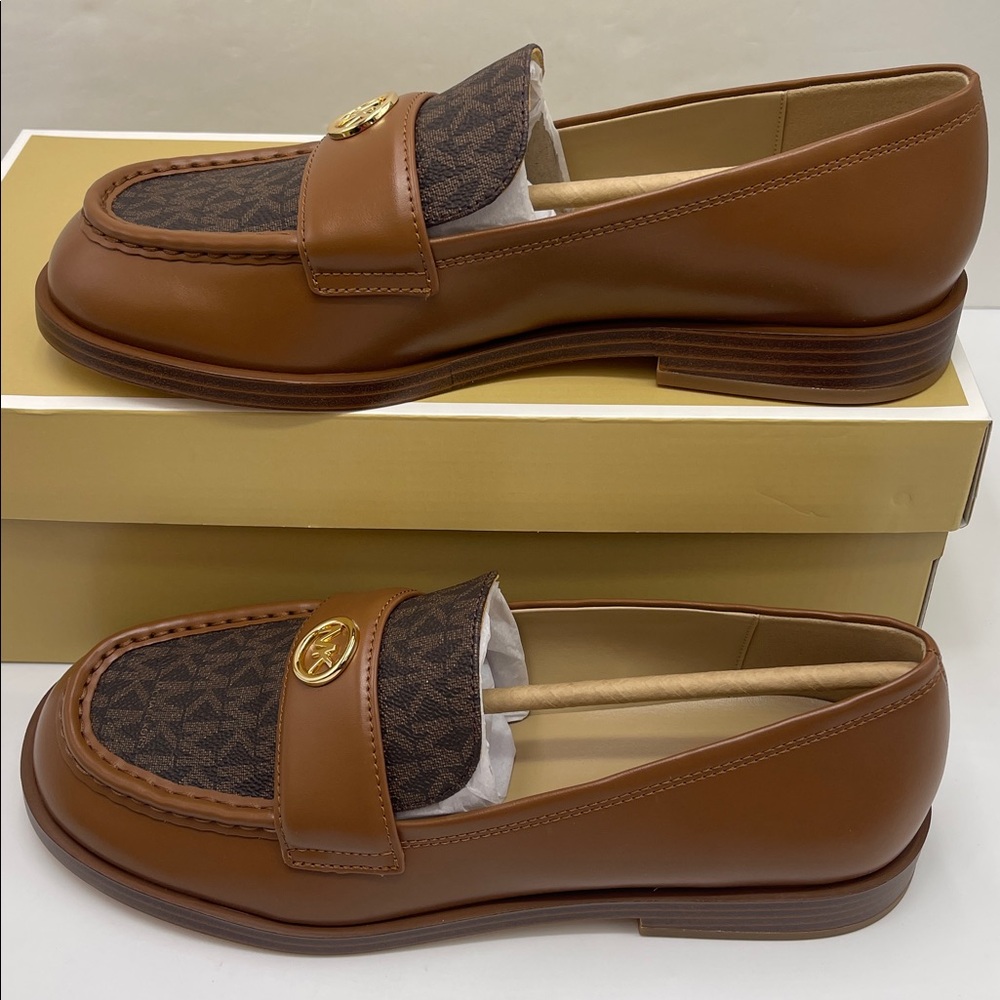 Michael Kors HANNAH LOAFER
FAUX LEATHER
49F5HNFP2L
Brown - Picture 2 of 16